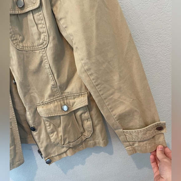 Forever 21 Women’s Tan Utility Jacket Size Small - Picture 5 of 10
